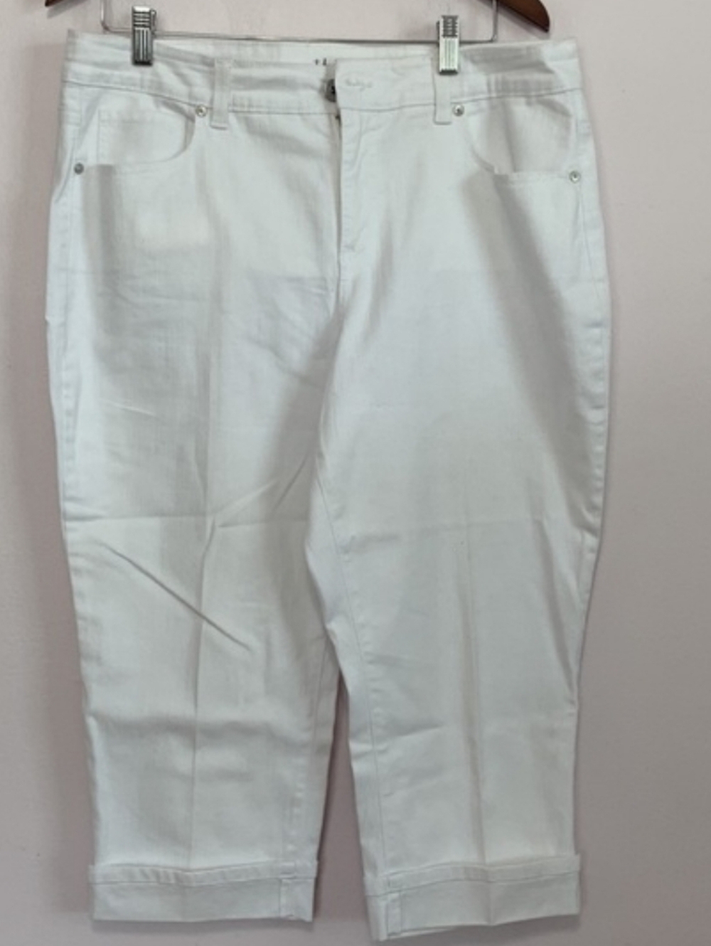 Cropped White Denim Capris
